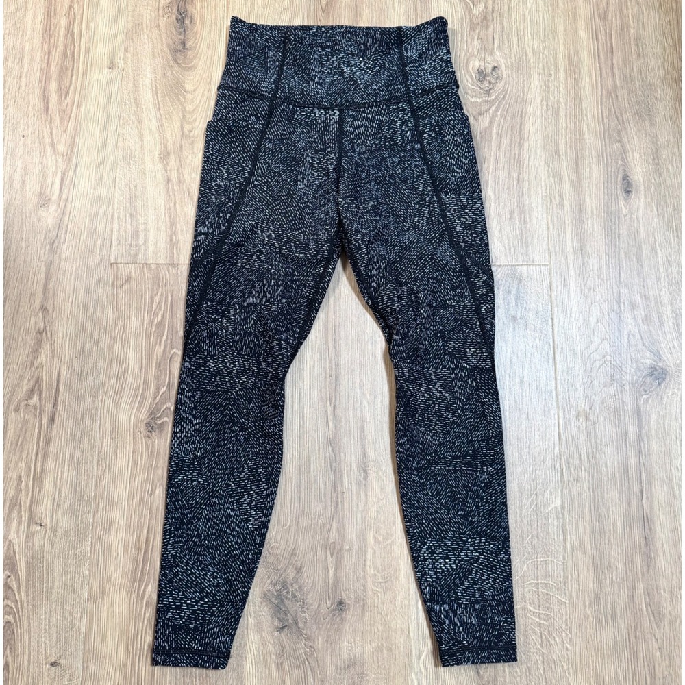Athleta Salutation Stash Pocket Tight Leggings Black Rainwater Print XSP Petite